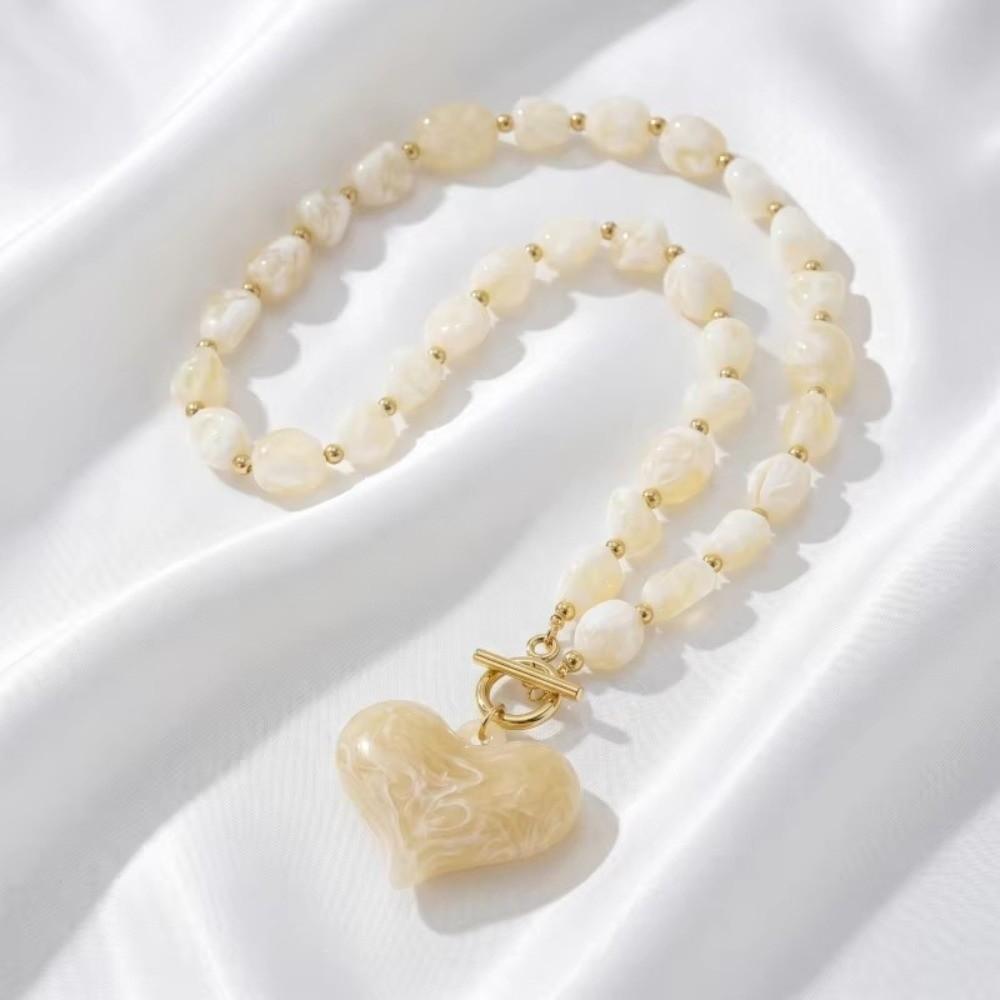 Boho Resin Perlenkette Knebelverschluss Damenschmuck Mode Klobiger Herzanhänger Geschenk