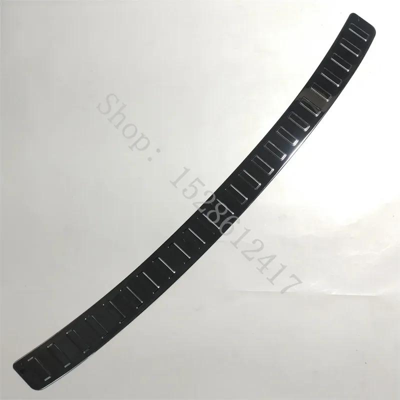 stainless steel Rear Bumper Protector Sill Trunk Tread Plate Trim 2017 2018- Car Accessories For Volkswagen Tiguan R-Line