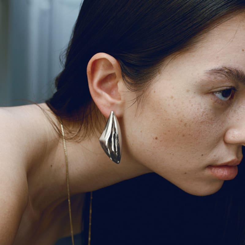 cellmute PETAL BOLD EARRING(2COLOR)