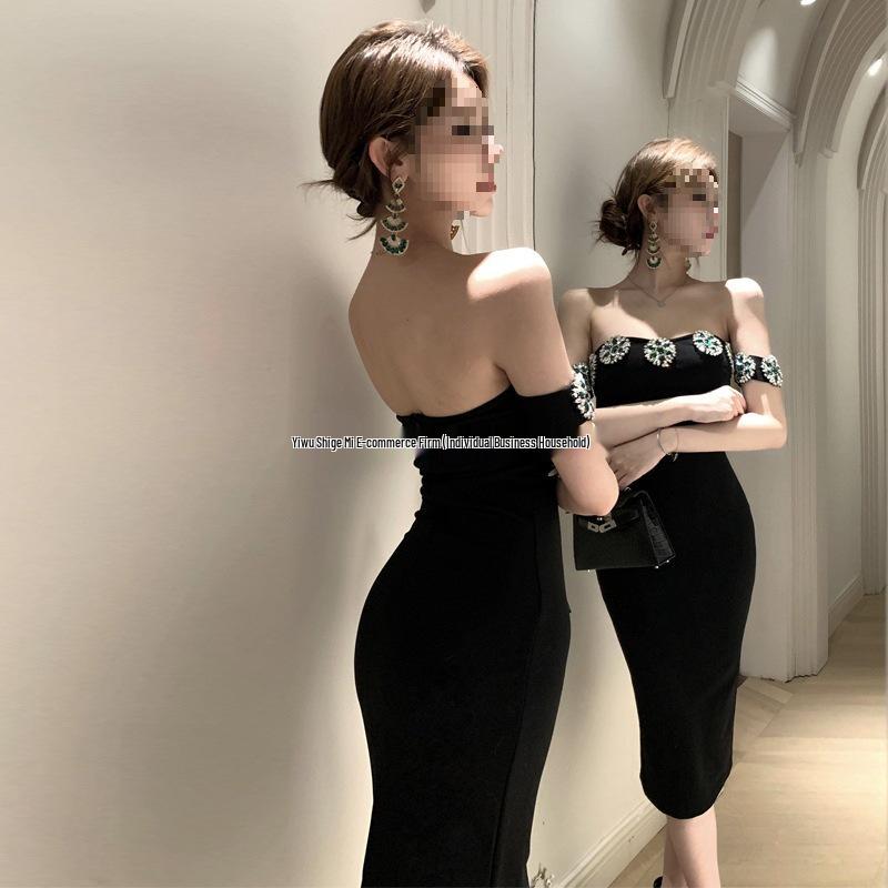 Elegant 2024 Women's Backless Slim-Fit Dress with Diamond Accents