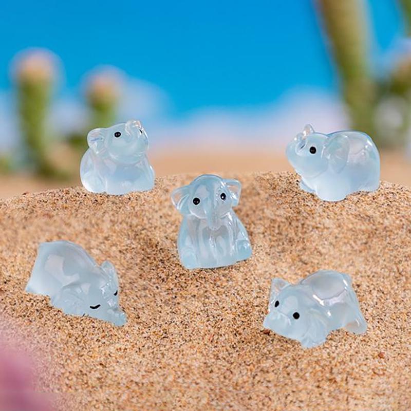 10 stuks Cartoon Schattige Mini Lichtgevende Olifant Ornamenten Miniature Beeldjes Creatieve Mode Diy Huisdecoratie Accessoires Cadeaus