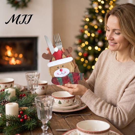 Christmas Dinner Table Setup Cutlery Holder Pockets, Non-woven Fabric Pouch Bags for Spoon Knife Holders Fork, Santa Snowman Reindeer Tableware