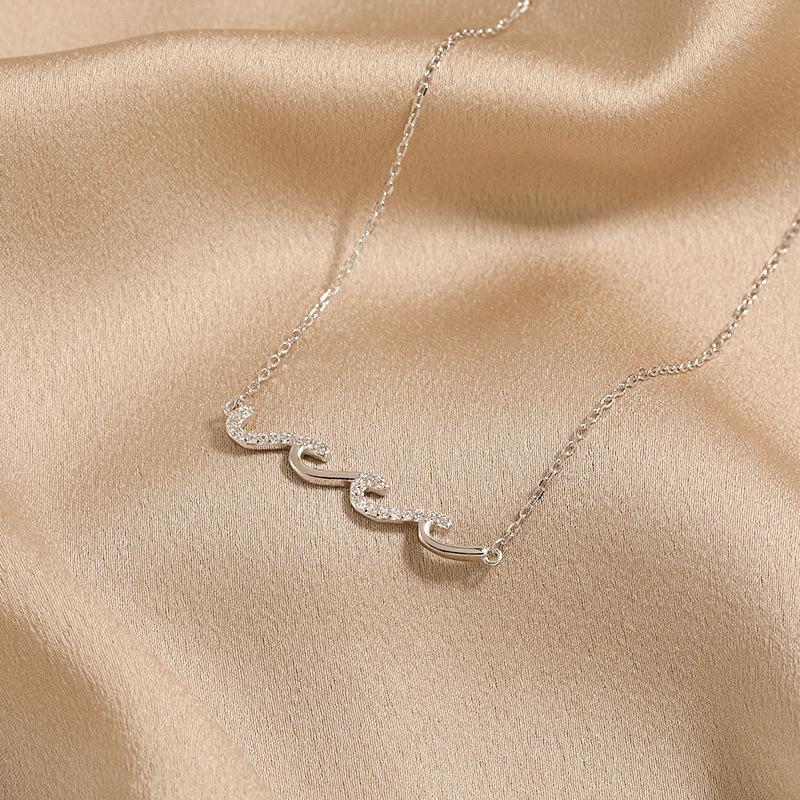 European and American new wave necklace women s ins fashion versatile temperament pendant neck jewelry high-end light luxury, jewelry wholesale