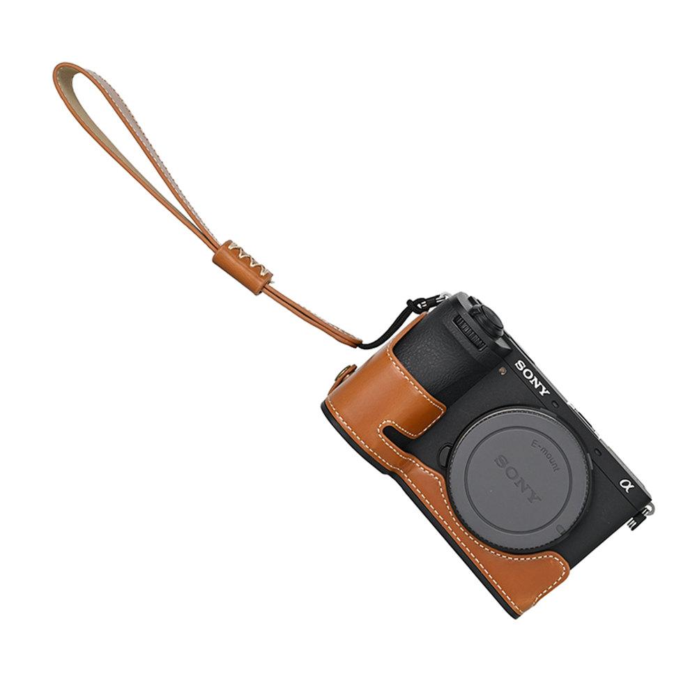 

A6700 Oil Skin Camera Bag PU Leather Half Body Case For Sony A6700 Alpha 6700 Battery Opening Bottom Cover With Hand Strap
