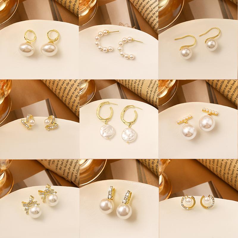 Heiß verkaufendes Set mit neun Teilen in leichter Luxusausführung mit perlenbesetzten Ohrringen mit Diamanten Vielseitige Ohrringe mit High-End-Gefühl S925 Silbernadel Schmuck