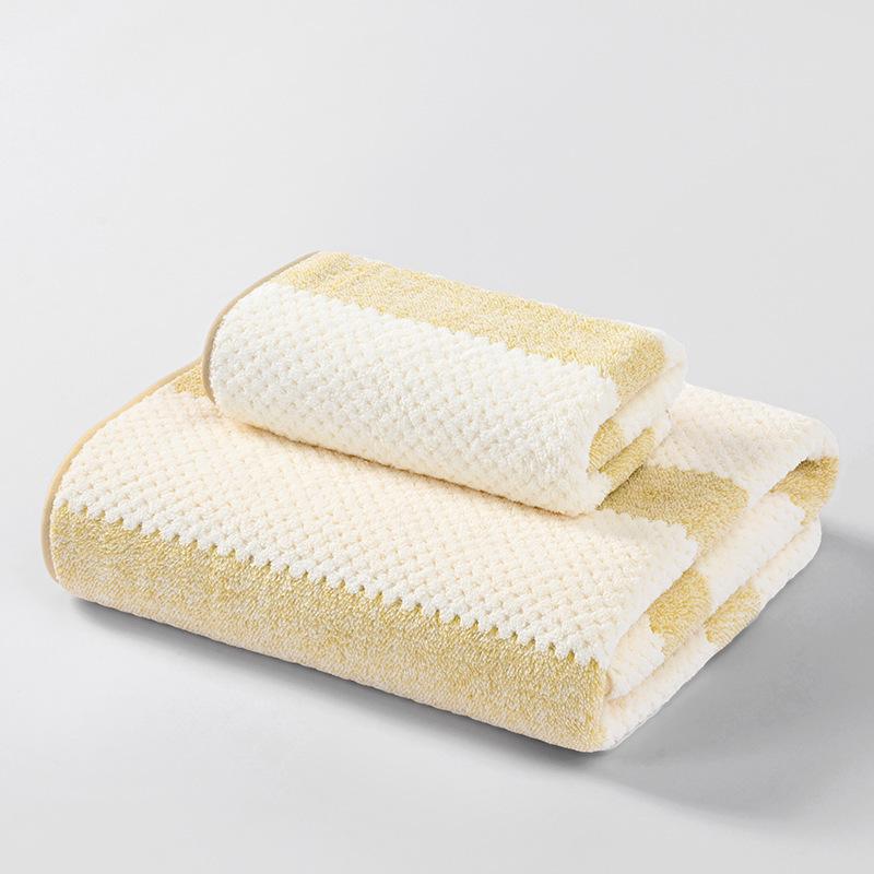 Absorbent Quick-Drying Coral Fleece Towel - Soft, Lint-Free, Striped, for Face Washing, Bathing, Household Use