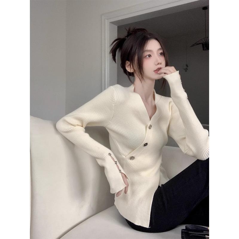 

Cross-neck texture knitted top women s autumn and winter slim underwear with long sleeves to reduce age and versatile base sweater S