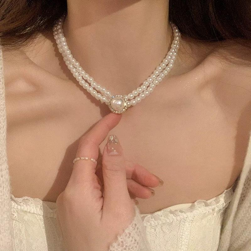 Pearl Necklace Women's Niche Light Luxury Design High-end Fashion Temperament Collarbone Chain Neck Chain Sweater Chain Bead Chain