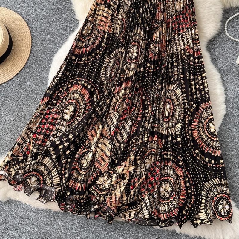 Spring Summer Women Elegant Print Elastic Waist Long Maxi Holiday Beach Pleated Skirt Only Have One Size