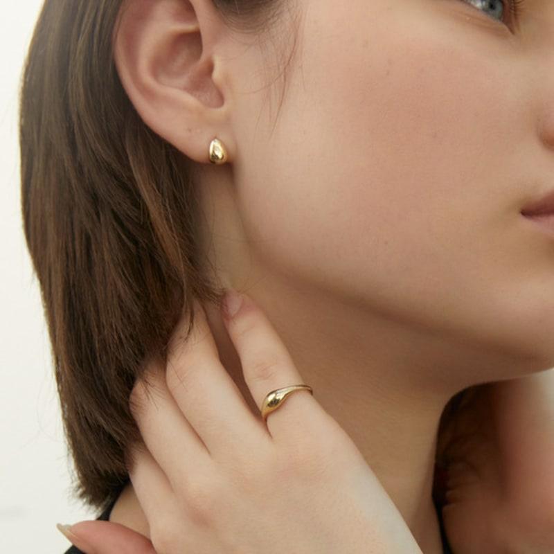 LUNNE 14k Volume Waterdrop Stud Earrings (14k Gold) #LFE20