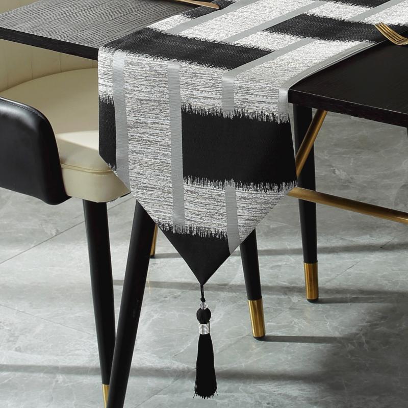 Nordic Beige Golden Edge Table Runner Irregular Decoration Tablecloth Modern Party Table Flag Home Decor Coffee Table Ornaments