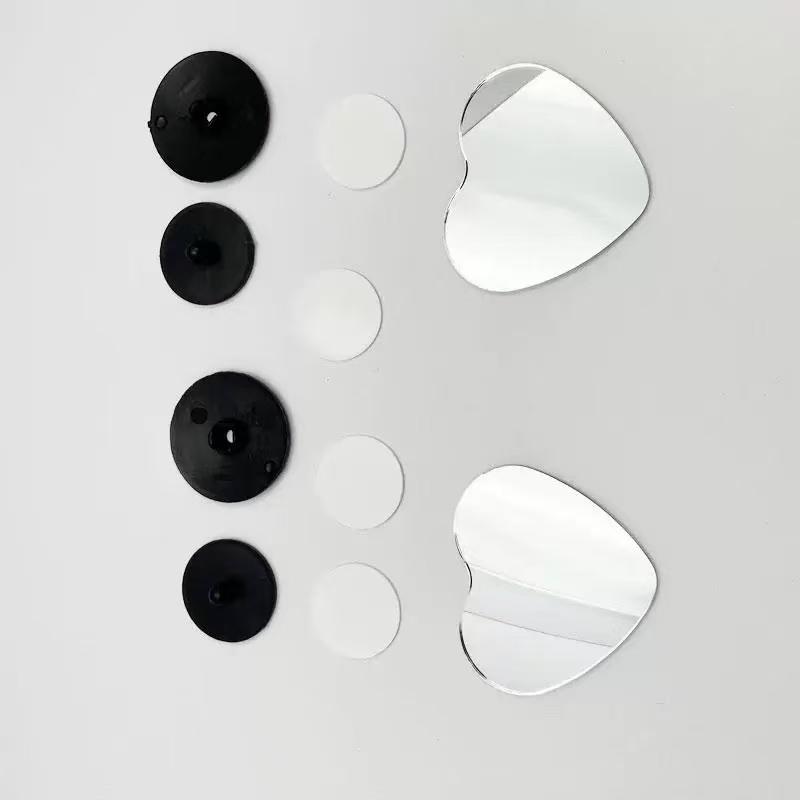 

2pcs Car rearview mirror heart shape high definition auxiliary wide angle love mirror convex surface