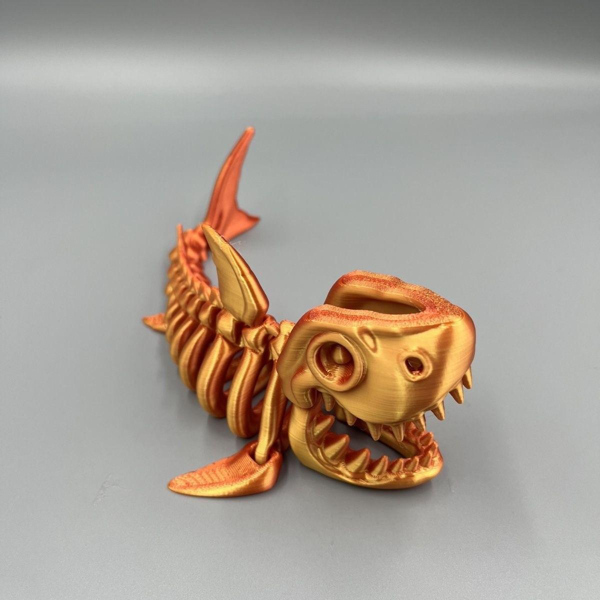 

3D Printed Movable Joint Shark Toy - Creative Gift for Kids 15CM