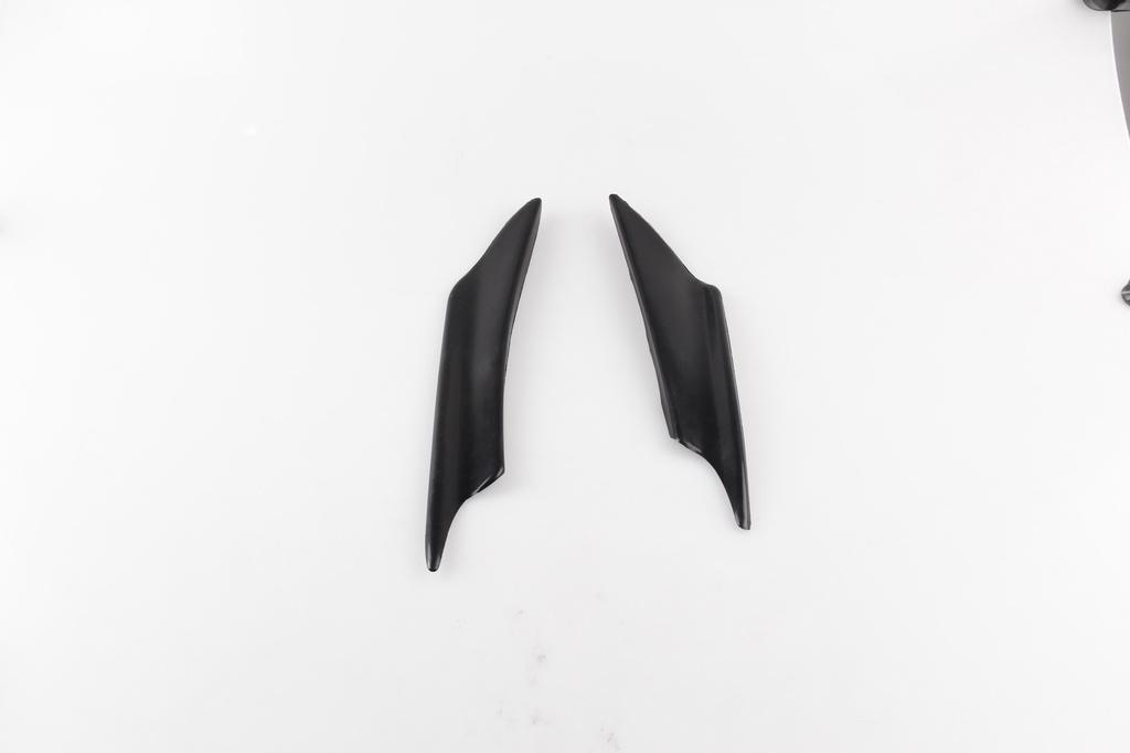 Premium Quality Universal 4pcs Car Front Bumper Lip Splitter Fins Body Spoiler Kit