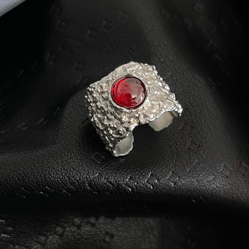 

Геометрическое рубиновое модное лавовое открытое кольцо для женщин, идеально подходящее для повседневных образов, шикарное