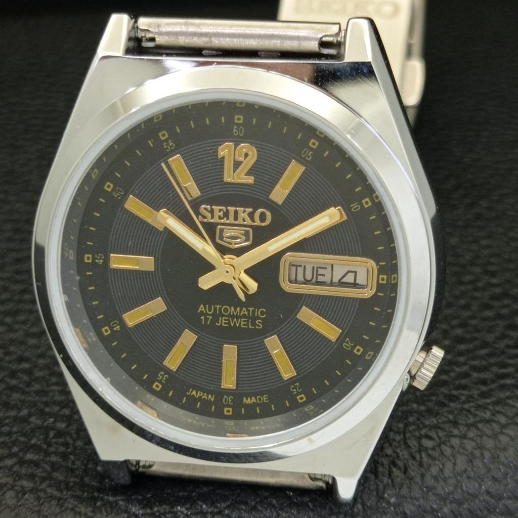 MENS VINTAGE REFURBISHED SEIKO 5 AUTOMATIC JAPAN BLACK DIAL WATCH A500175-2 R151a-a500175