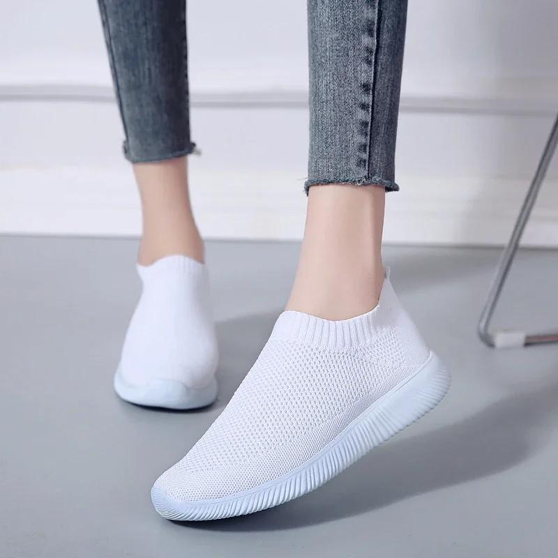 2025 Breathable Mesh Platform Sneakers for Women Slip-on Soft Bottom Unisex Casual Shoes Super Light Comfort Couple Sports Shoes