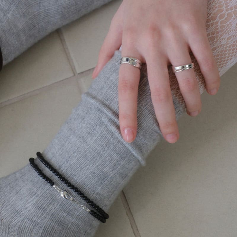 Reve Melting Stone Ring