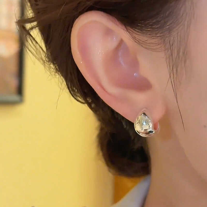 Female Waterdrop High End Simple and Versatile Earrings