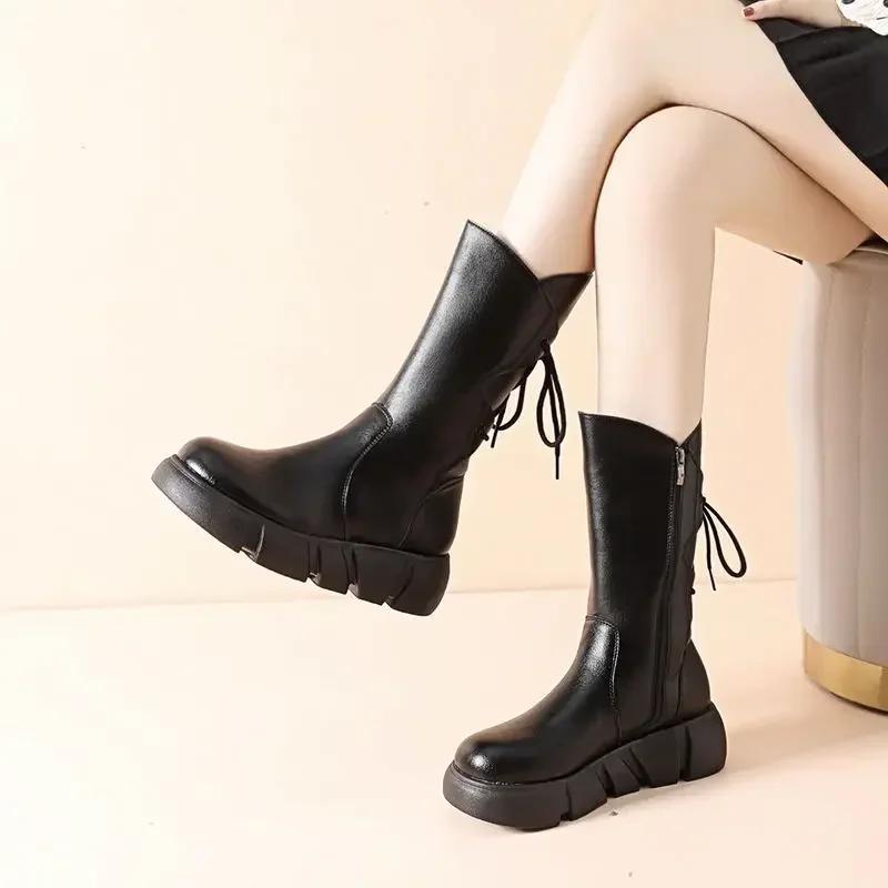 Женские полусапоги на среднем каблуке с круглым носком — фото 5