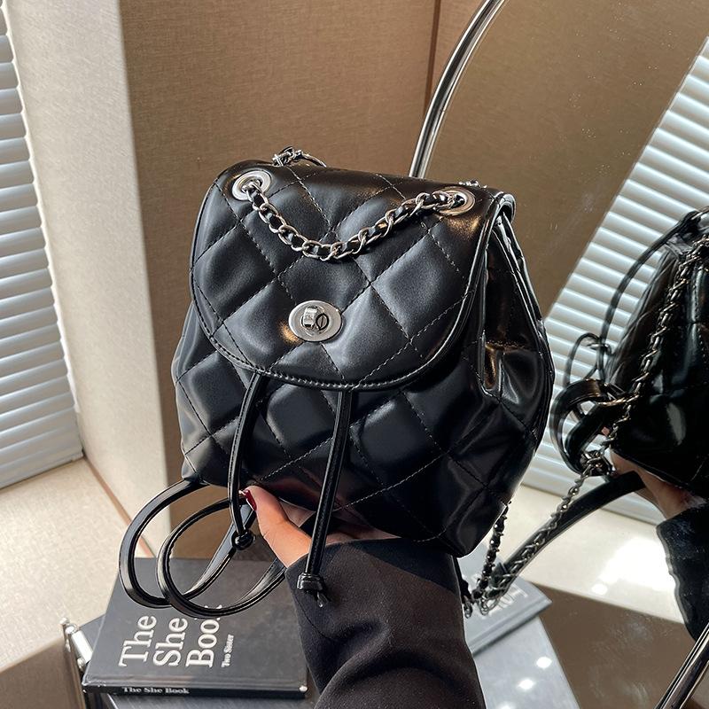 Spring and summer new products women's bags, small fragrant wind rhombus backpack women's 2025 new fashion high-end schoolbag small backpack