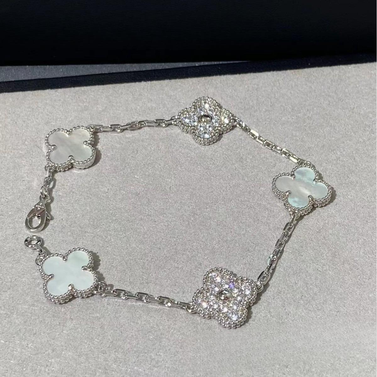 Браслет с цветком клевера и белым перламутром, нетускнеющий, из натурального агата, браслет с четырехлистником