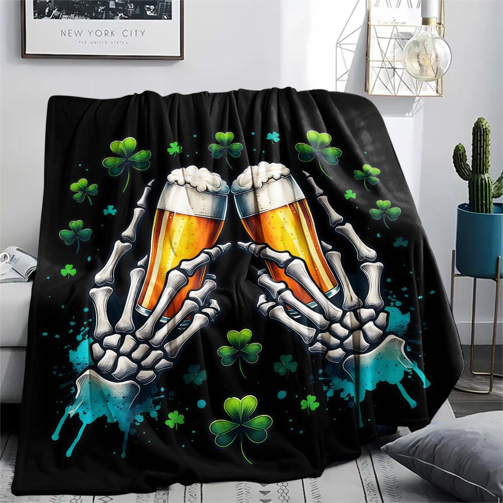 St.Patrick's Day Green Clover Print Flannel Blanket,High Quality Comfortable for All Seasons,Home Decor,Warmth and Comfort,Perfect for Christmas Gifts