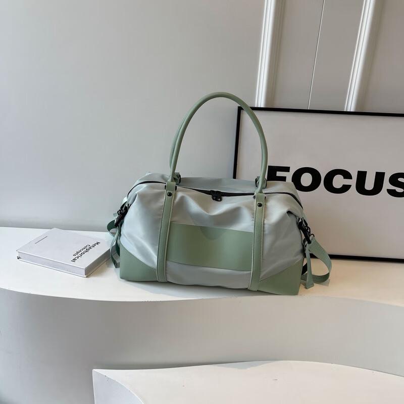 

KANDEXS Lightweight Travel & Gym Duffel Bag