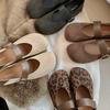 Retro velvet~ leather flat-bottomed Mary Jane shoes for women's 2025 autumn new fashionable round head belt buckle light mouth single shoes