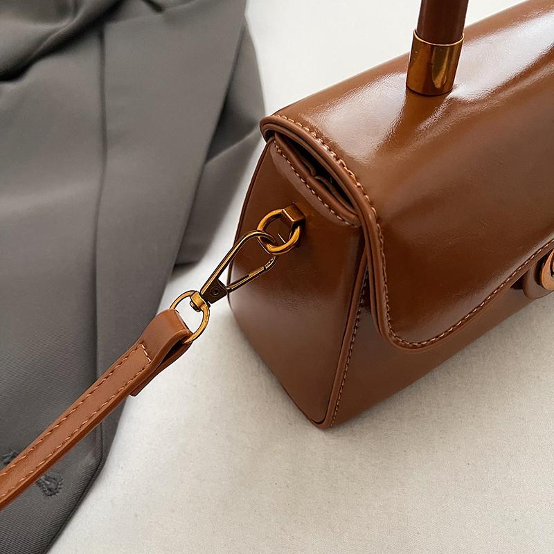 Flap Shape Top-handle Bags For Women 2026 Latest Trends Designer Handbags Luxury Vintage Shoulder Crossbody Bags With Turn Lock