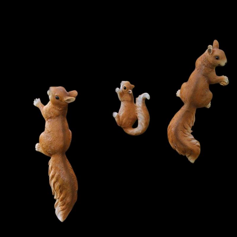 DAZHEN CERAMICS Garden Squirrel Ornaments (3-Piece Set)