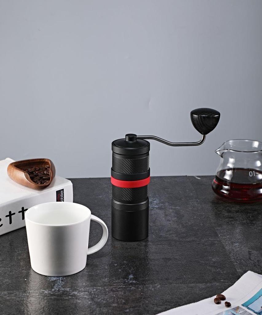 Coffee Space Coffee Mill Manual Coffee Grinder Hand Grinding Coffee Mill Capacity 20 Grams Internal Coarseness Adjustment Function Titanium Coated