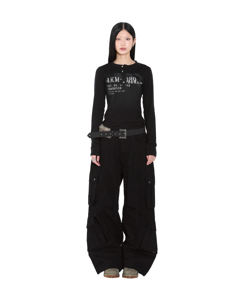 AAKAM Knee Pin-Tuck Double Pocket Cargo Pants (Black)