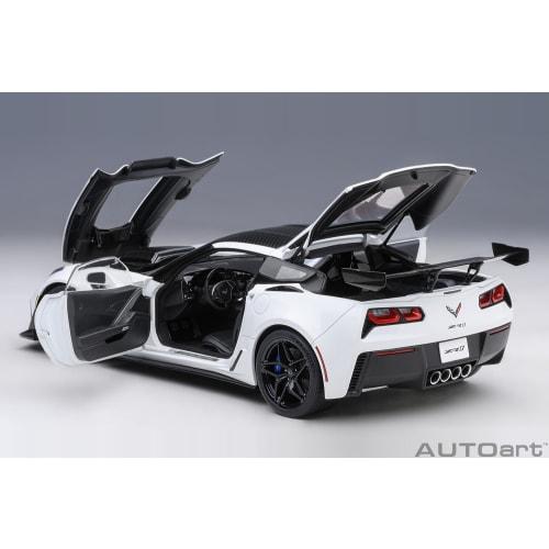 AUTOart 1/18 Scale Chevrolet Corvette (C7) ZR1 White Finished Product