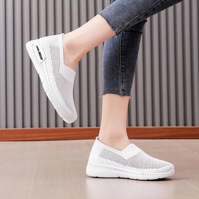 Spring New Cloth Shoes Women's Shoes Breathable Hollow Mesh Casual Sports Shoes Women's Middle School Mother Women's Shoes