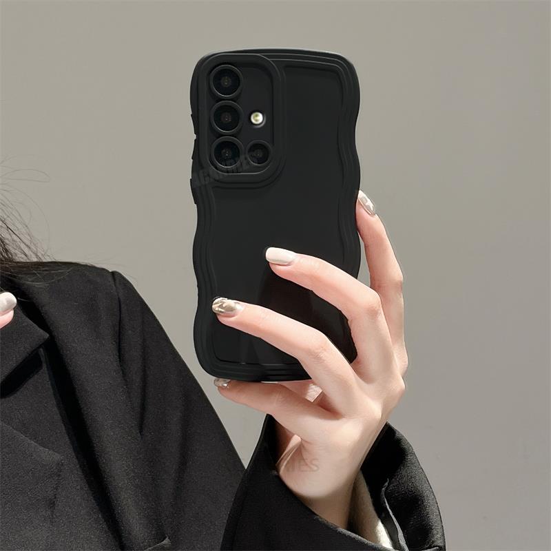 A 51 71 12 Curly Wavy Liquid Silicone Case For Samsung Galaxy A51 A71 4g A12 5g A50 A21s A30 A20 A04 Protect Soft Cover A14 A24