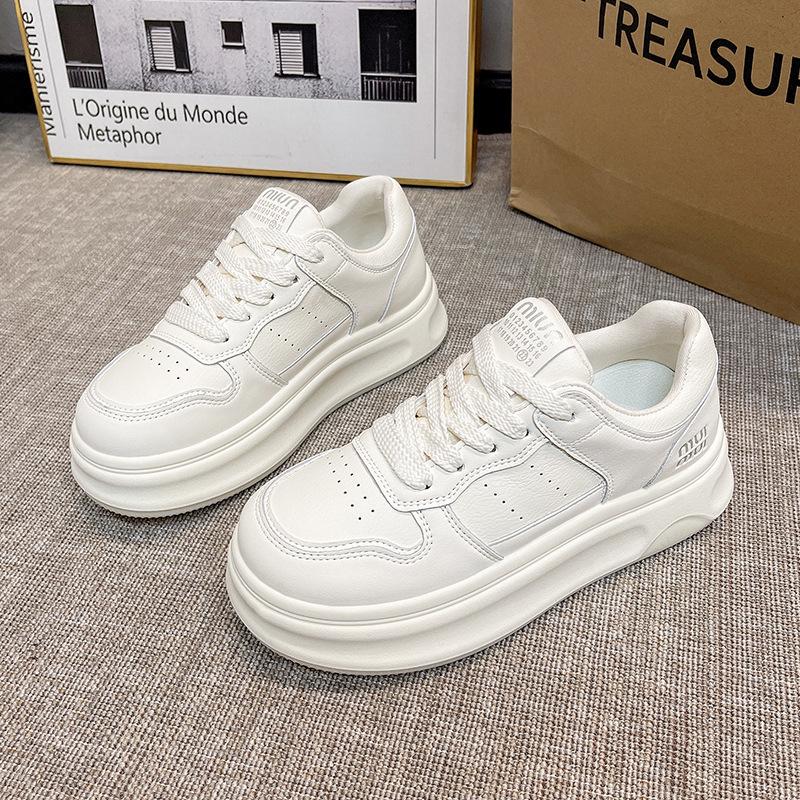 Thick-soled Heightening Board Shoes Women's Fashion Versatile Little White Shoes Spring New Small Sports and Leisure Shoes