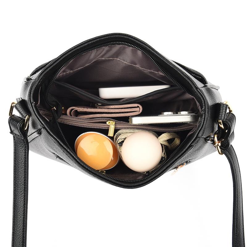 Women's Handbag 2025 New Spring and Summer Mother Bag Middle-aged Shoulder Messenger Bag Fashionable Versatile Soft Leather Bag Tide