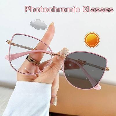 Fashionable Popular Photochromic Blue Light Blocking Glasses Luxury Metal Cat Eye UV-Protective Ladies' Stylish Plain Eyeglasses
