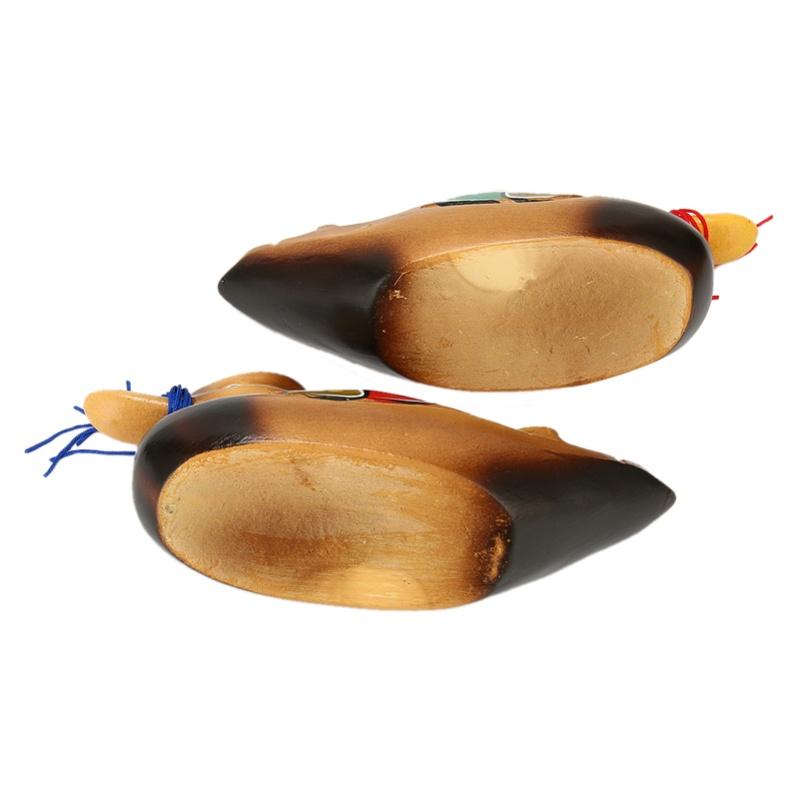 1 Pair Wooden Mandarin Duck Ornament Water Based Paint Romantic Waterproof Mandarin Duck Decor Office Desk Decor For Wedding