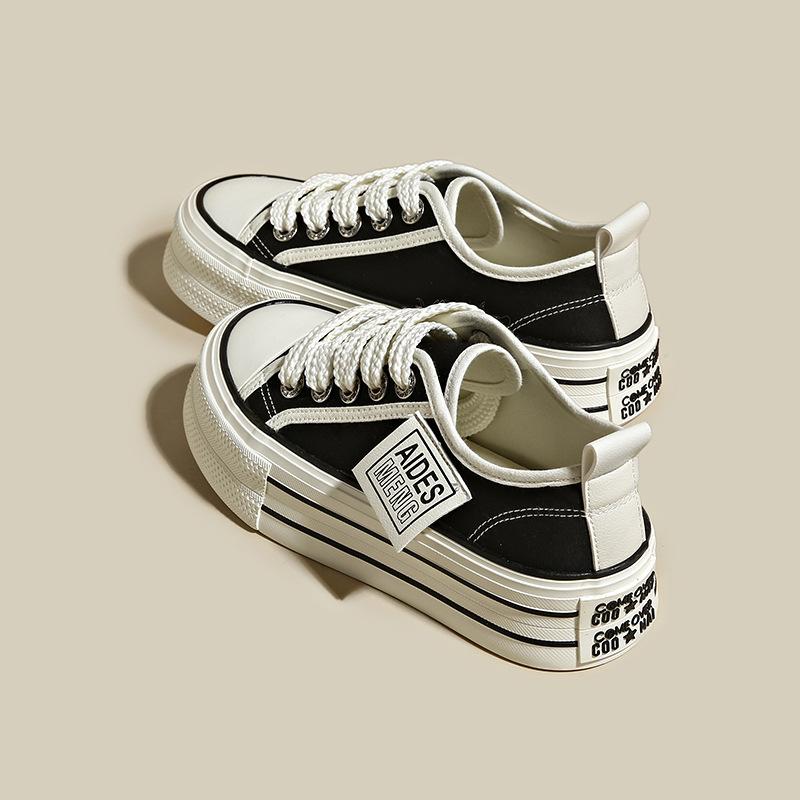 Height-increasing platform canvas shoes women's 2025 new spring and summer breathable casual versatile popular white shoes student board shoes
