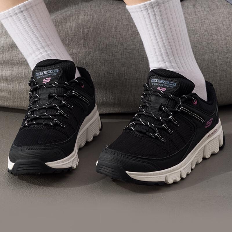 Skechers Women s Outdoor Hiking Shoes 6.5