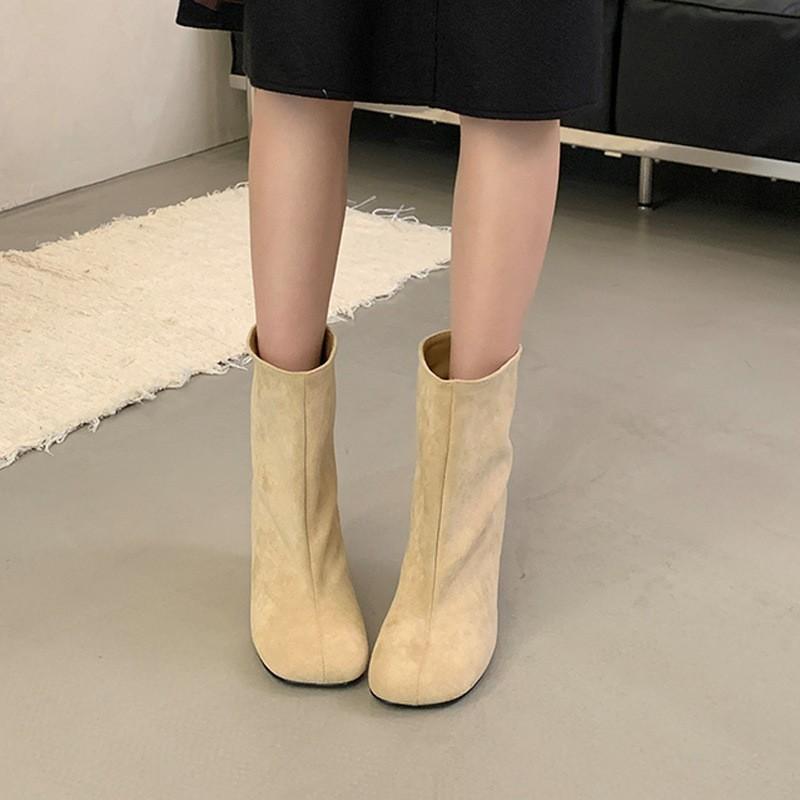 

Ботинки зимние новые простые с круглым носком на высоком каблуке короткие ботинки для通勤 универсальные однотонные рукав женские зимние ботинки 40