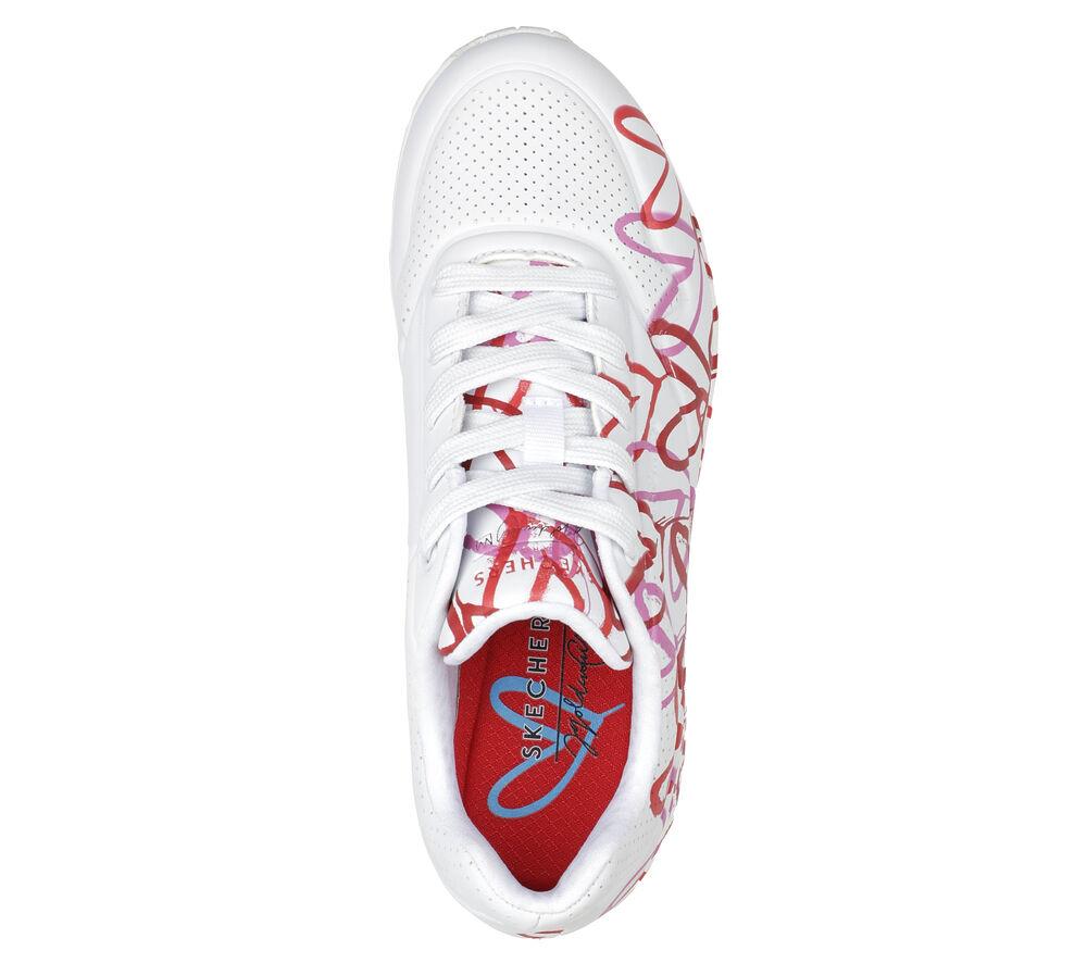 Sneakers Skechers White / Coral Spread The Love