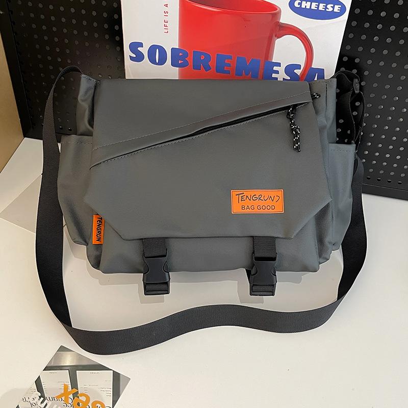 One-shoulder Messenger Bag Leisure Backpack Japanese Bag Male Harajuku Retro Postman Bag
