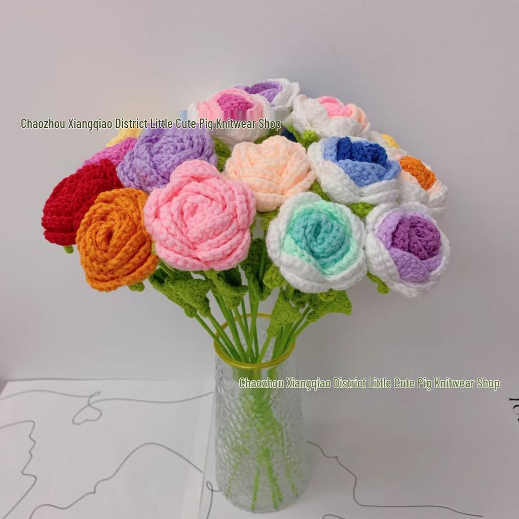 Hand-Knitted Gradient Rose Crochet Bouquet - Preserved Artificial Flowers Valentine's Gift