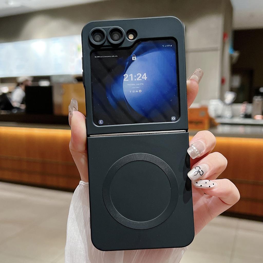 Magsafe Is Suitable for Samsung ZFlip7 Liquid Silicone Mobile Phone Case ZFlip5 Magnetic Suction Hole ZFlip6 Anti Fall