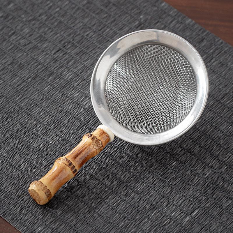 Stainless Steel Portable Tea Sifter Eco-Friendly Bamboo Handle Food Safe Mesh Sifter for Home Kitchen Tea Making Prepping