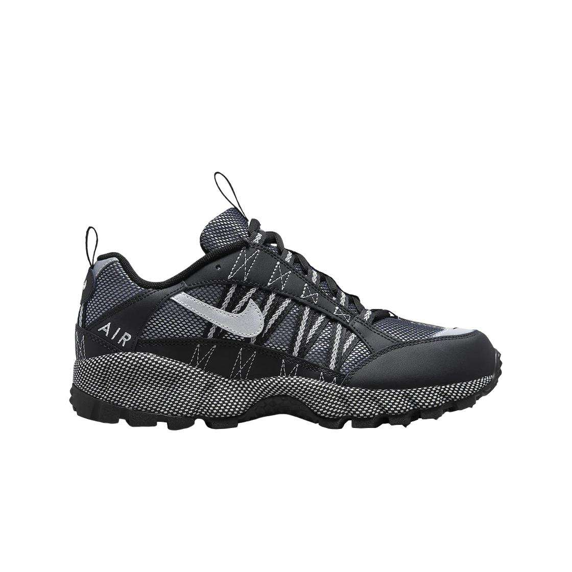 

Nike Air Humara Black And Metallic Silver 245