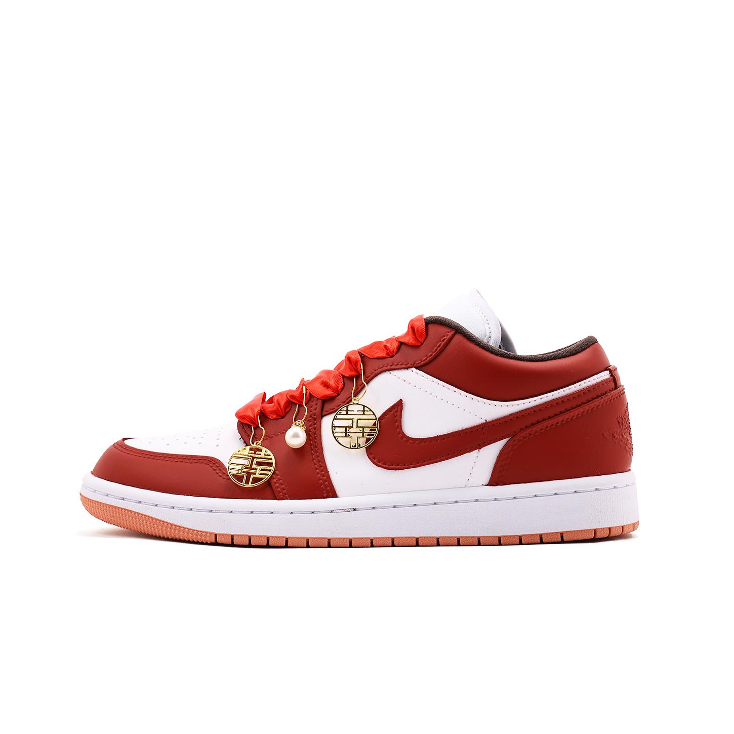 

Jordan Air Jordan 1 Abrasion Resistant Support Low top Vintage Basketball Shoes Unisex Red White DC0774-182(Team59-) 43